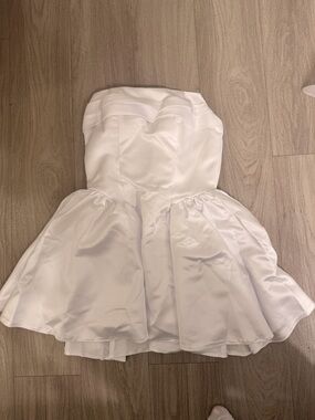 Girls White Strapless Party Dress with Full Skirt